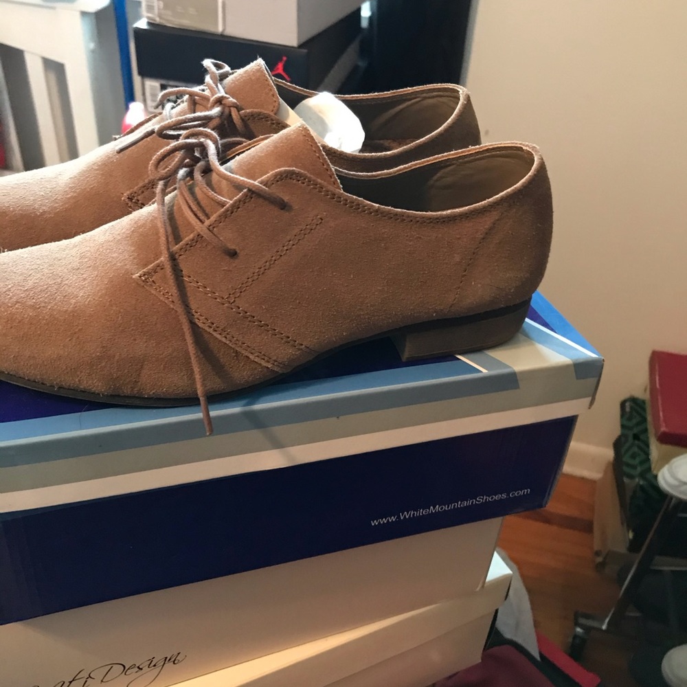 Shoes - Picture 14 of 16